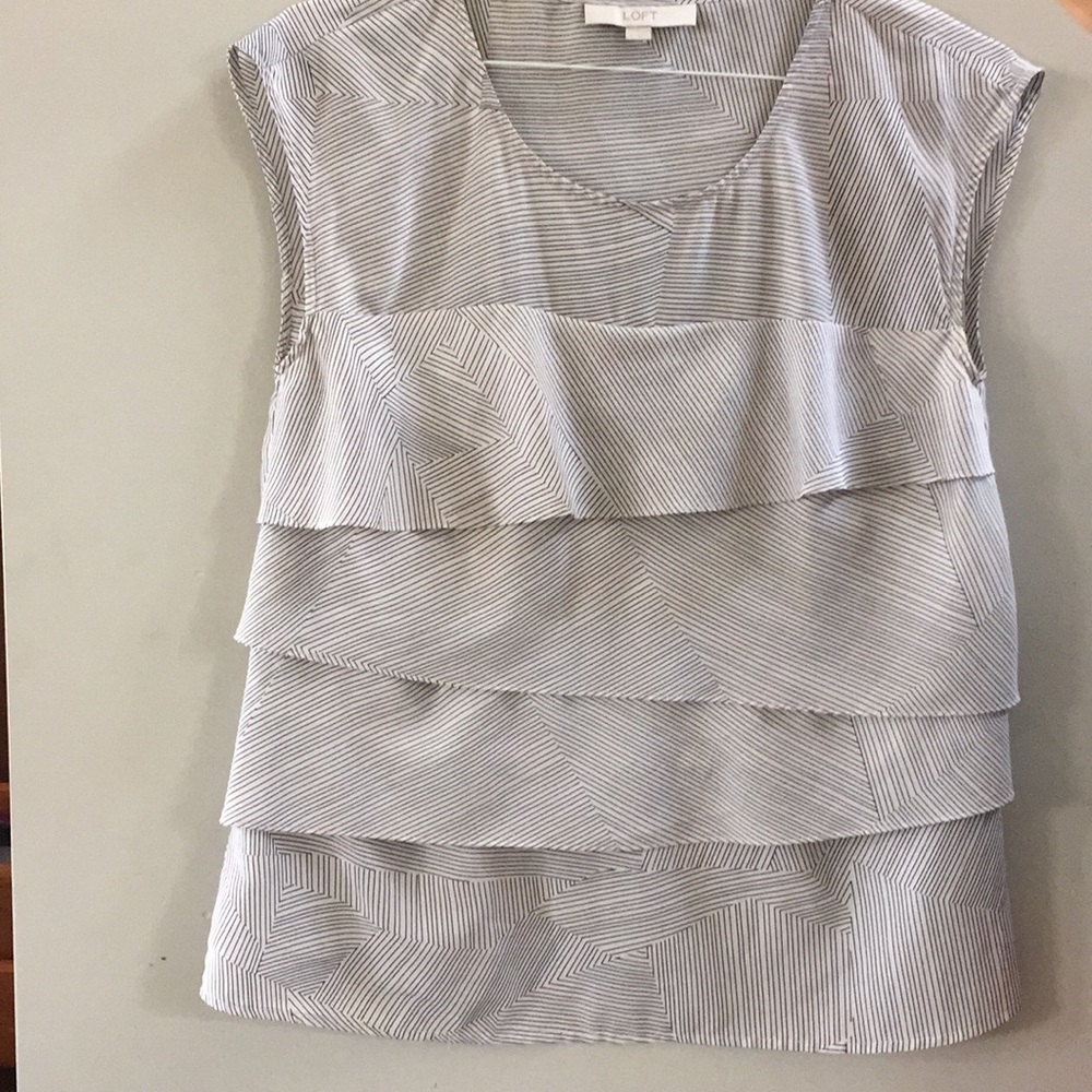 Ann Taylor Loft Tiered Geometric Blouse Medium